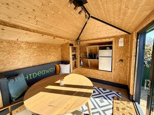 Photo 13- click for photo gallery